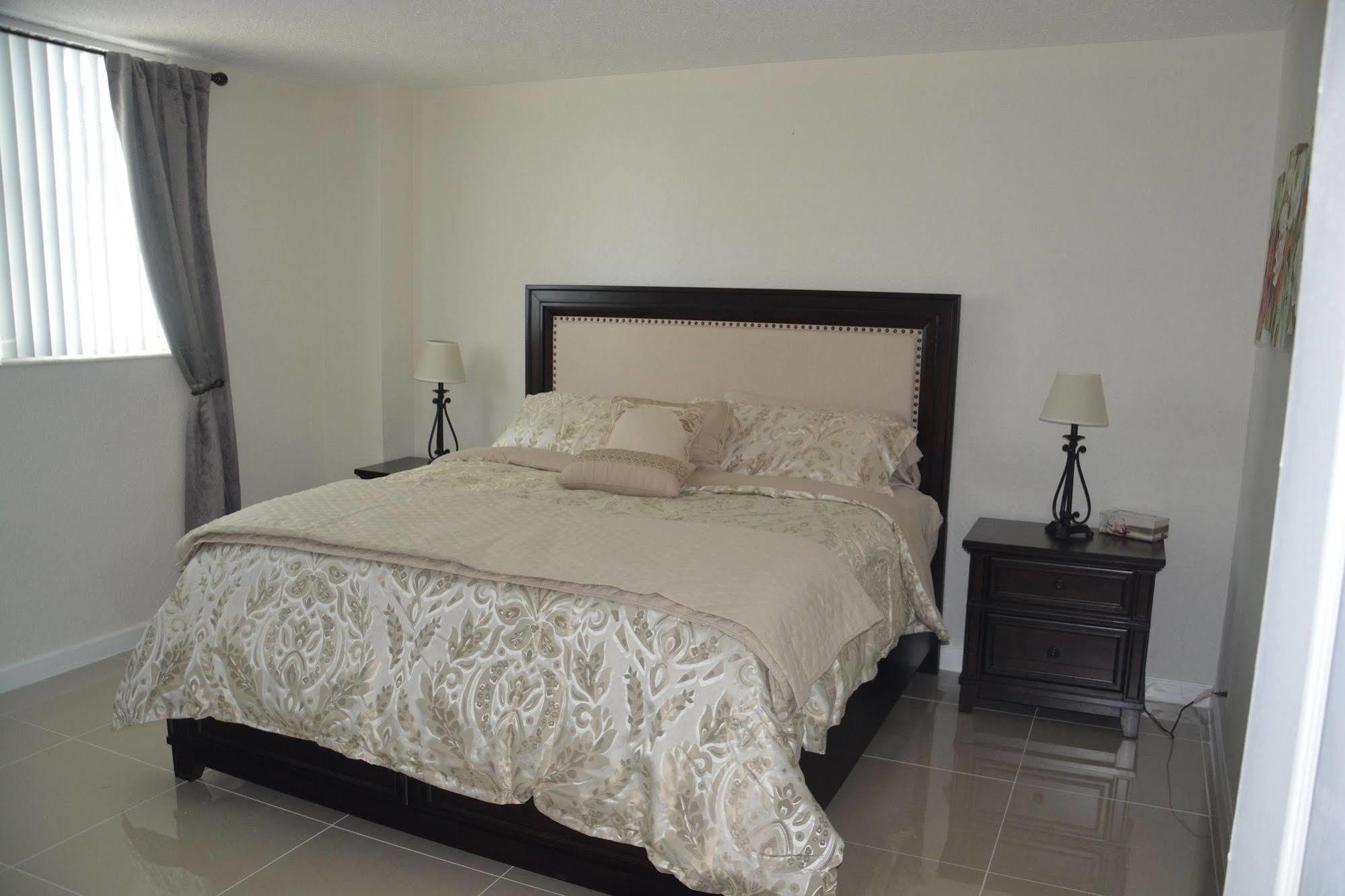 Apartments At Sian Residences Hallandale Beach Eksteriør bilde